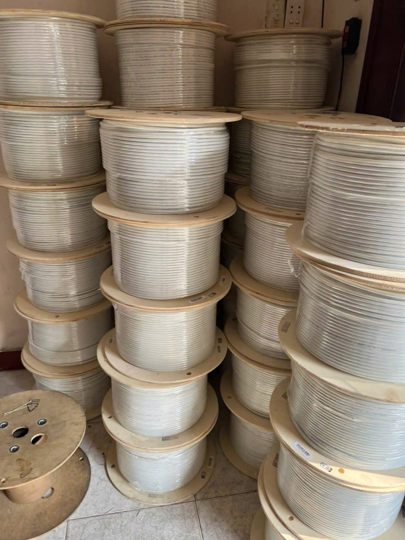 C&aacute;p mạng commscope CAT6A